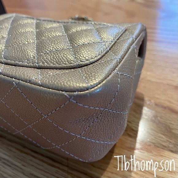 Chanel square mini gold caviar leather & GHW - Picture 9 of 14